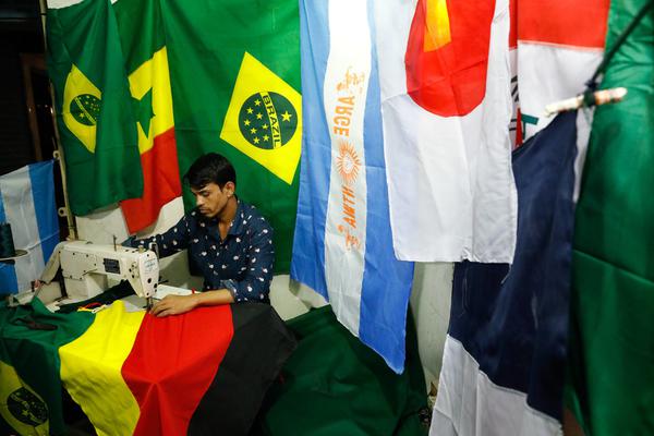 旭辉拟于10月3‘1’日召开特别股东会，审议就境外重组采取的公司行动