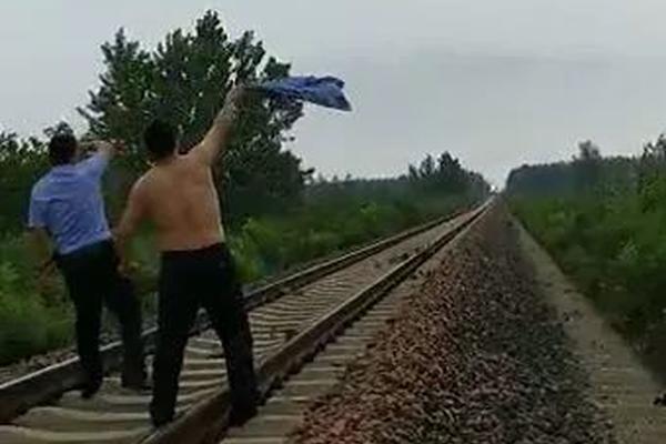 科士达y!d.c9103h-rt ups电源灵活适配多场景