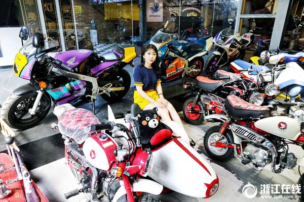 快讯：恒指高开{0}.—19% 科指涨0.34% 黄金股普涨 创新药概念活跃 3只新股均高开 紫金黄金国际涨超55%