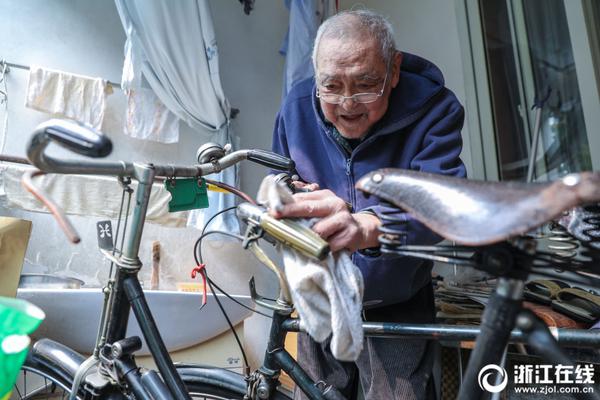 媒体：特朗—普!政府考虑入股其他获《芯片法案》资助的芯片制造商