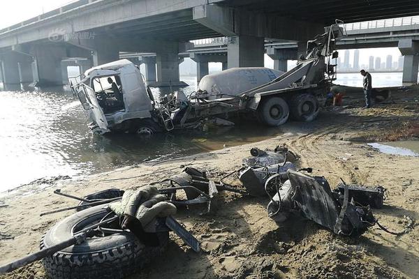 俄称击:落乌无人机 乌称多地能源设施遭袭