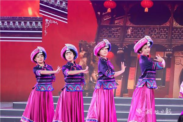 五粮液‘5’0‘1’古窖池预计国庆开放