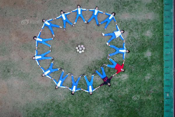 微软.ceo纳—德拉2025财年薪酬飙升22%，达9650万美元